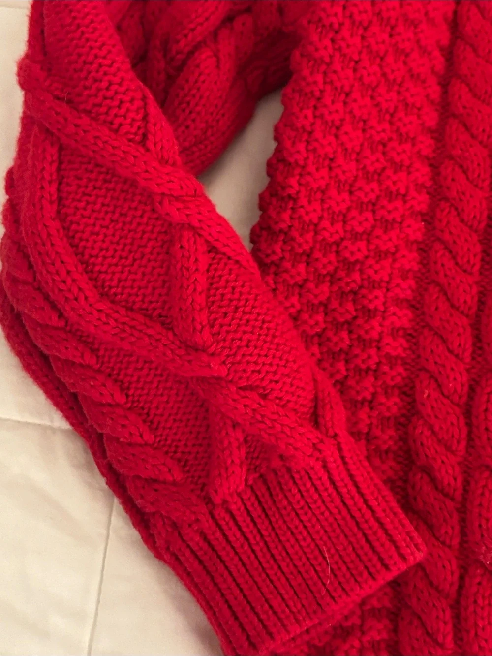 Kids Sz Red 💯 cotton Cable Knit Sweater - like new condition
